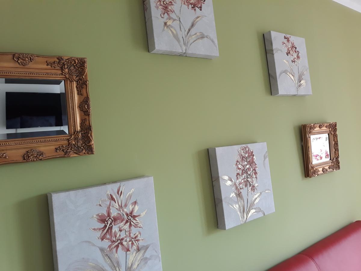 בראשוב Sweet Garden Residence מראה חיצוני תמונה